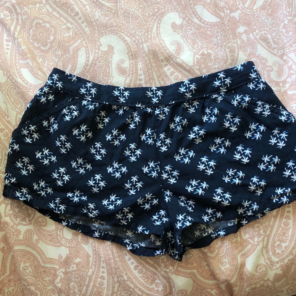 nwot holster shorts